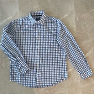 Izod Men’s Shirt Size Large Blue White Plaid Long Sleeve Button Down Shirt